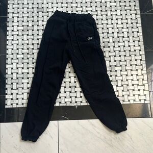 ALO Yoga Black Jogger Pants